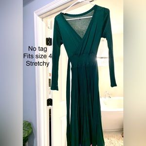 Dark green dress